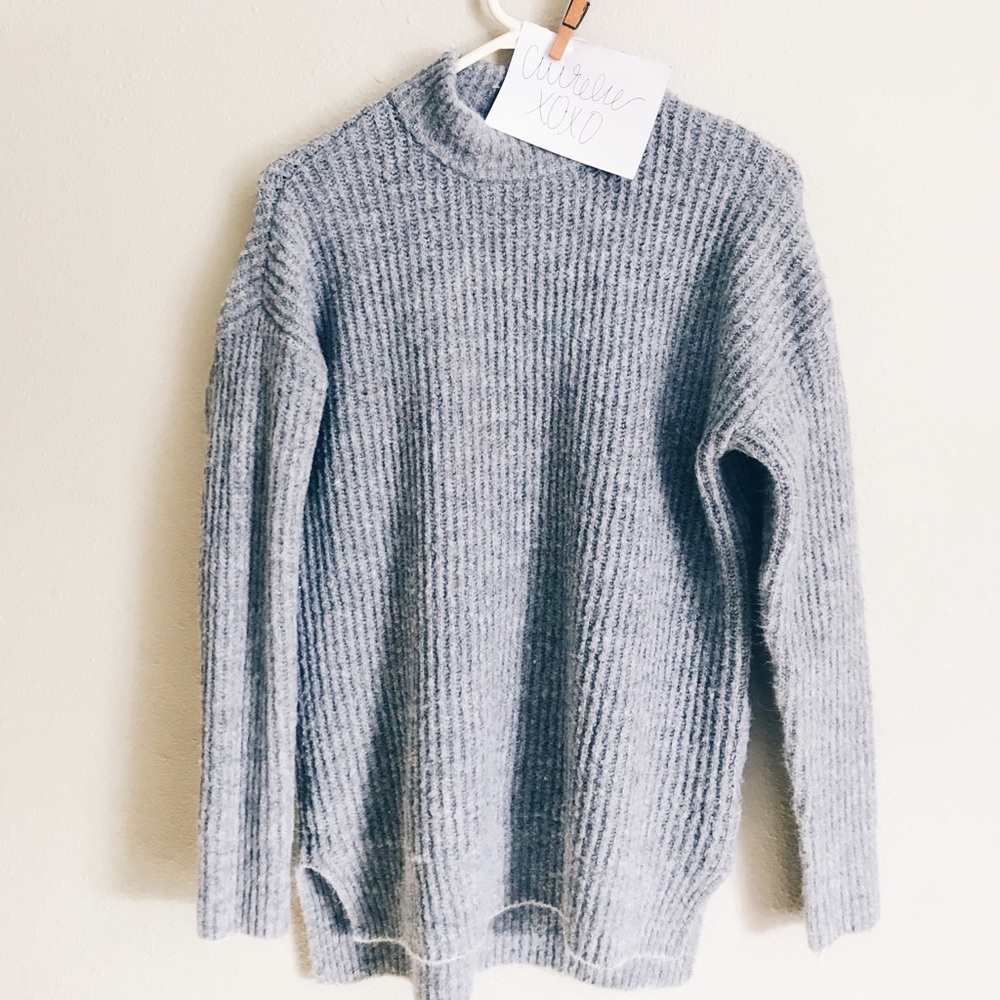 grey sweater